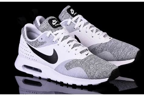 nike tavas grün damen|Buy Air Max Tavas Shoes: New Releases & Iconic .